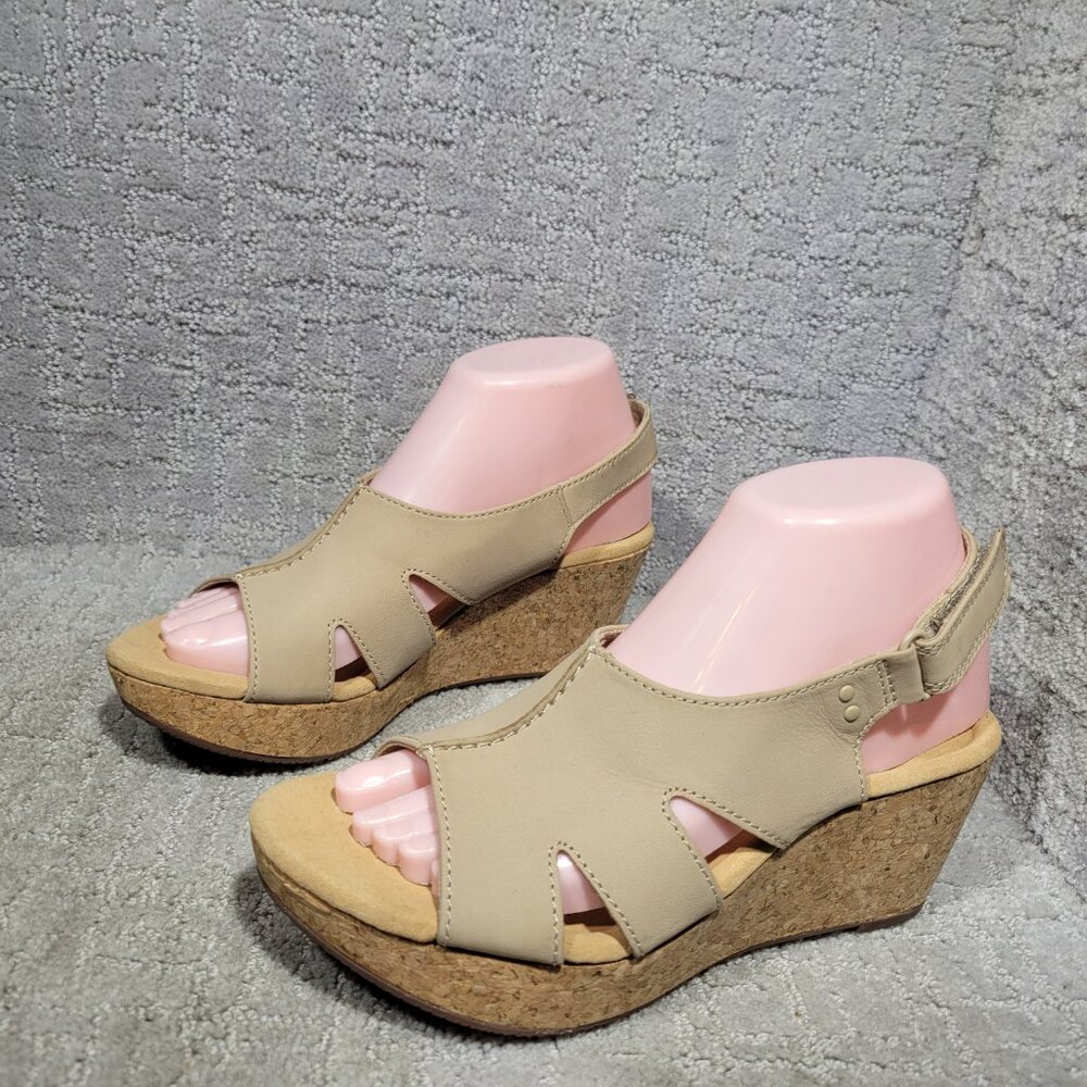 Clarks Annadel Bari Sand Leather Nubuck Wedge Sandals Womens Size 8.5,10,11 NEW - Picture 9 of 15